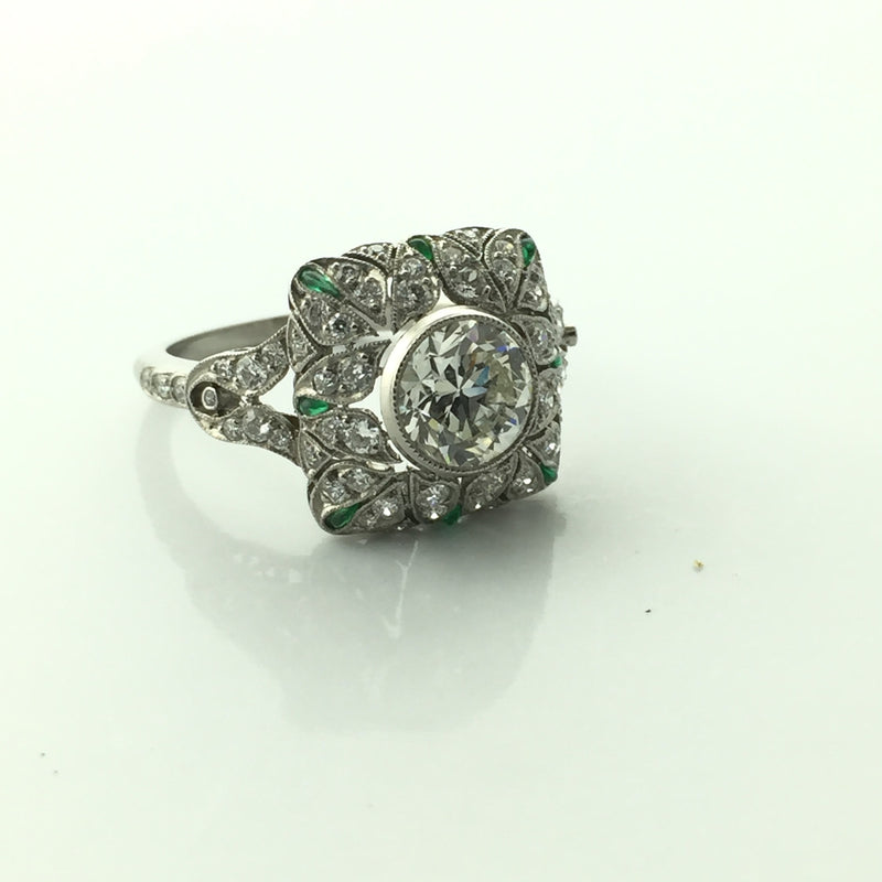 1.60 CT DIAMOND RING WITH EMERALD PLATINUM