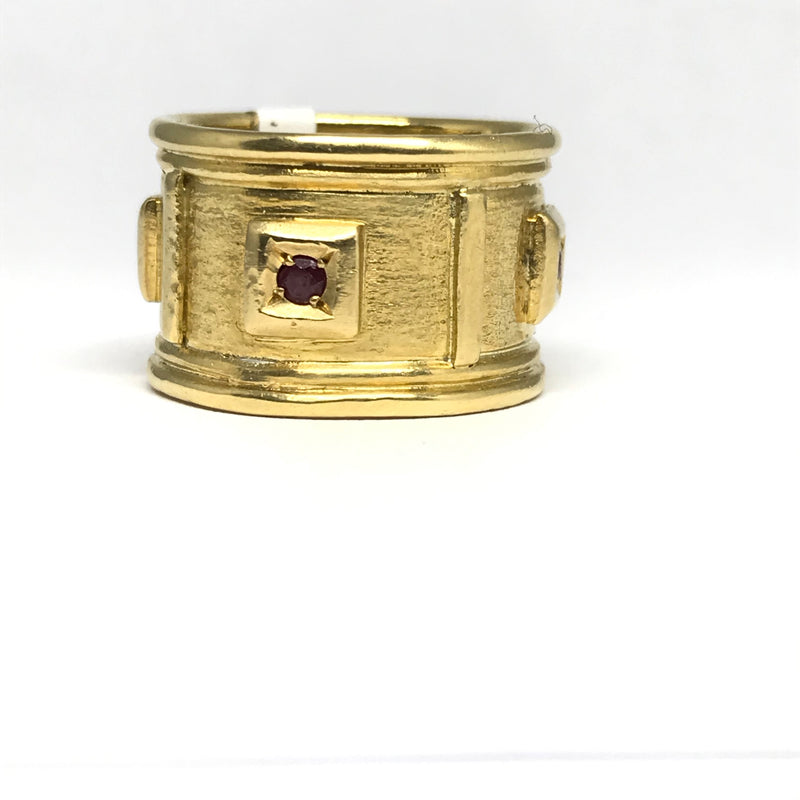 YELLOW GOLD WIDE BAND WITH RUBIES